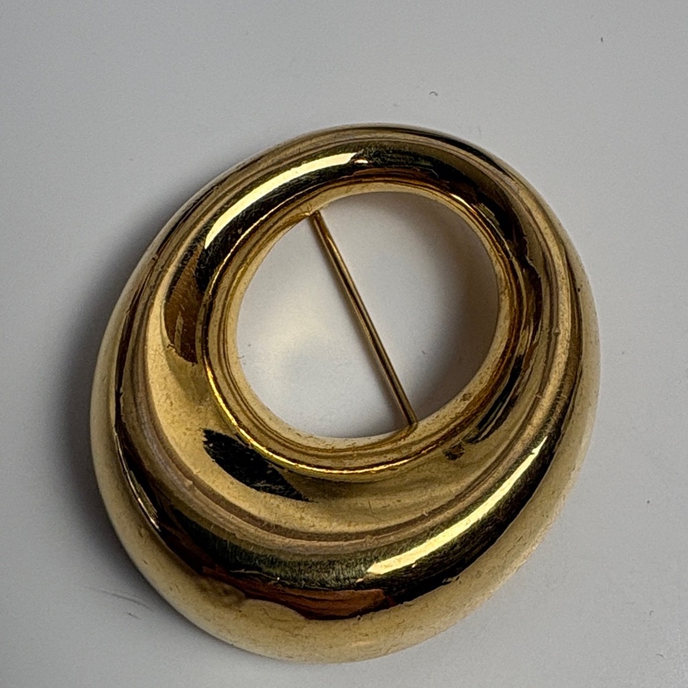 vintage Monet brooch circular modernist design Gold Oval Brooch